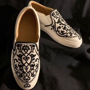 Brighton Casablanca Moor White w/ Black Embroidered Sneakers